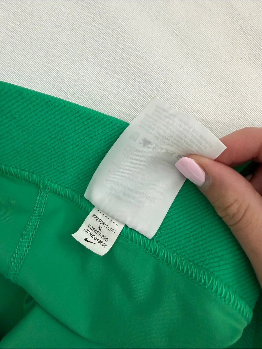 Nike Women’s Nike Pro Dri-Fit Green XL 3” Shorts